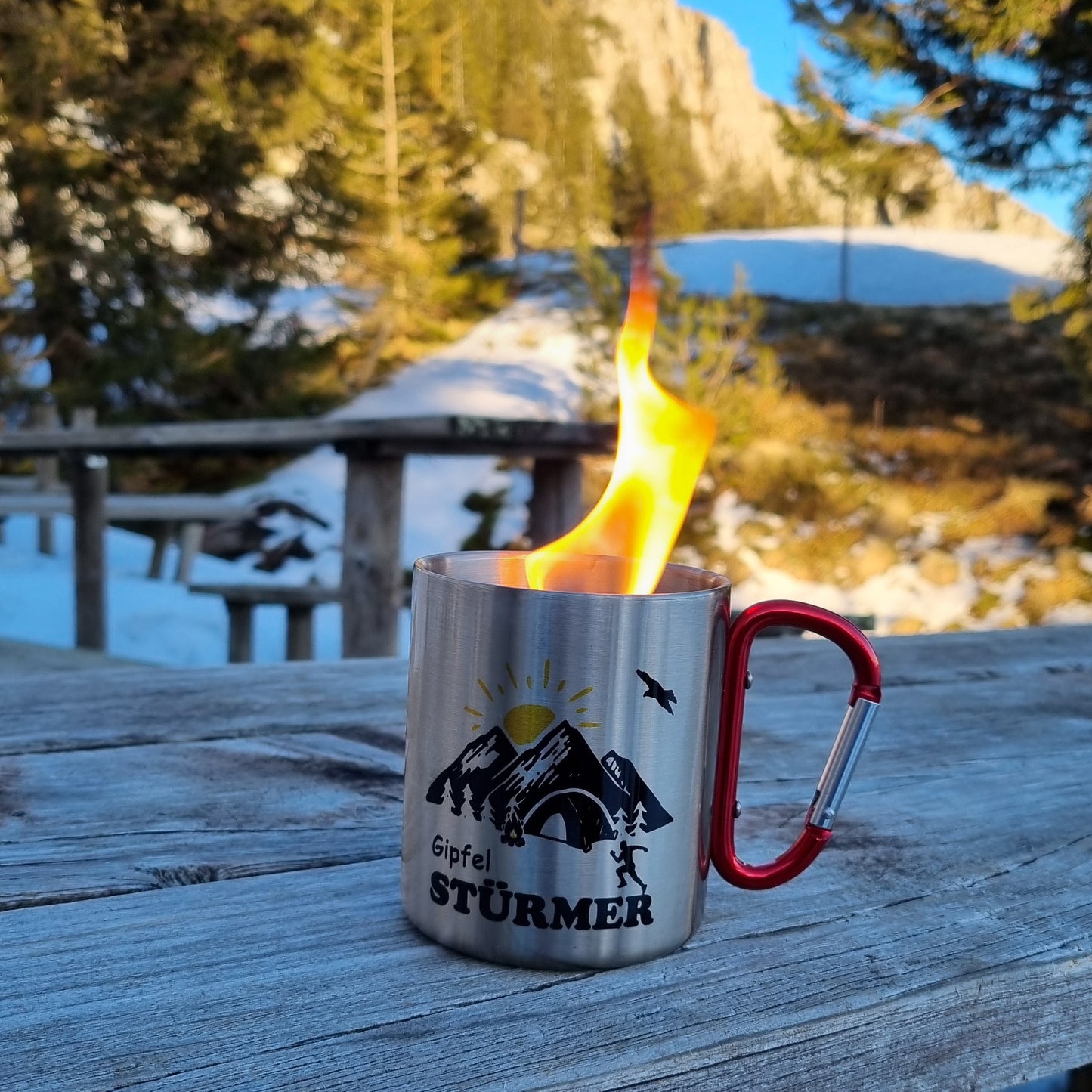 DekoAlm24 - AlmFeuer - Oudoor-Kerze - Schmelzlicht - Die besten Camper heißen - Edelstahl mit Karabiner - Outdoor-Kerze